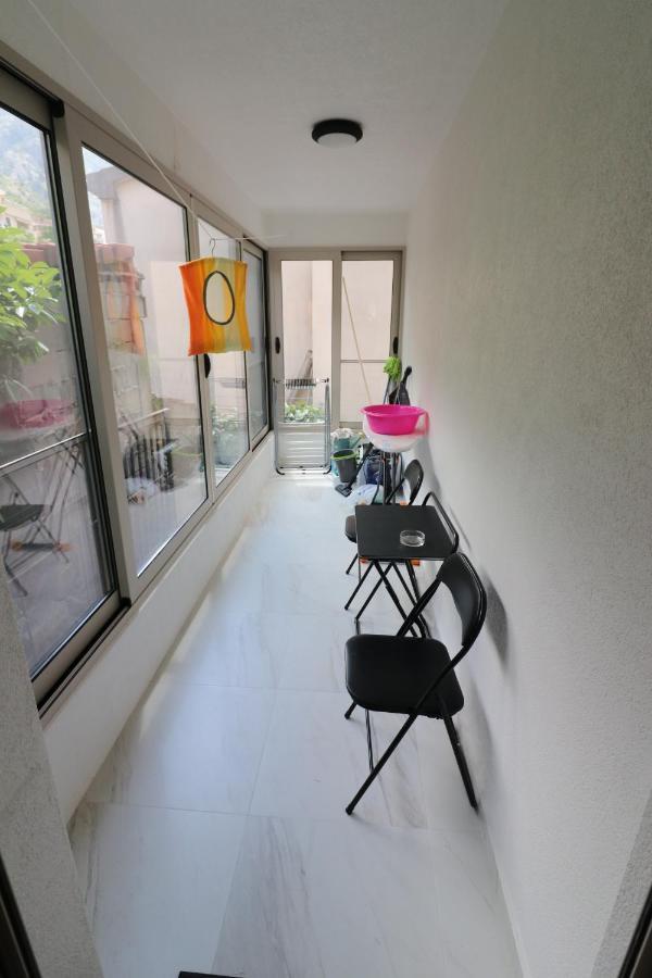 Apartment Sandrita Kotor Exterior photo